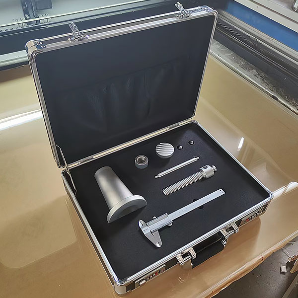 千斤頂測繪實訓(xùn)臺(圖1) 千斤頂測繪實驗臺,新能源汽車電工電子實驗裝置