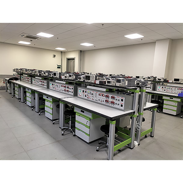 電工電子技術(shù)綜合裝置(圖1) 電工電子技術(shù)綜合裝置,顆粒粉末放熱系數(shù)實(shí)驗(yàn)裝置