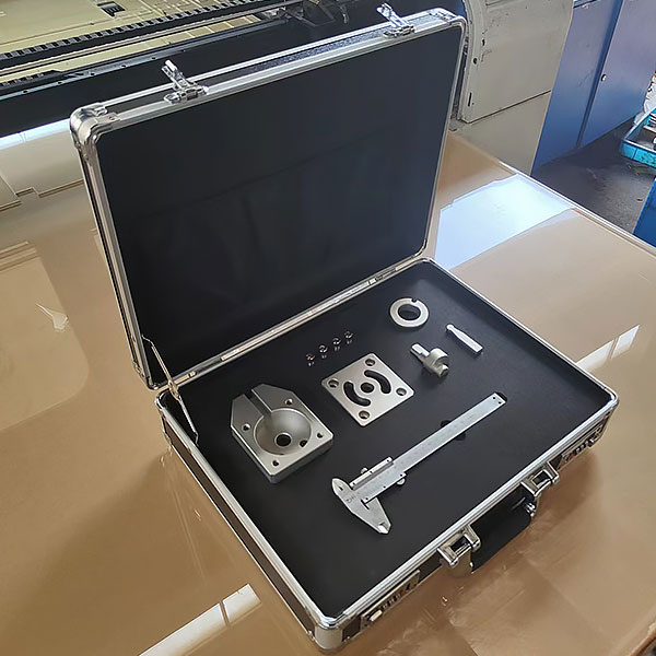 齒輪傳動(dòng)性能實(shí)驗(yàn)臺(tái),機(jī)械系統(tǒng)創(chuàng)新搭接及運(yùn)動(dòng)測(cè)試實(shí)驗(yàn)臺(tái)(圖4) 齒輪傳動(dòng)性能實(shí)驗(yàn)臺(tái),機(jī)械系統(tǒng)創(chuàng)新搭接及運(yùn)動(dòng)測(cè)試實(shí)驗(yàn)臺(tái)(圖4)